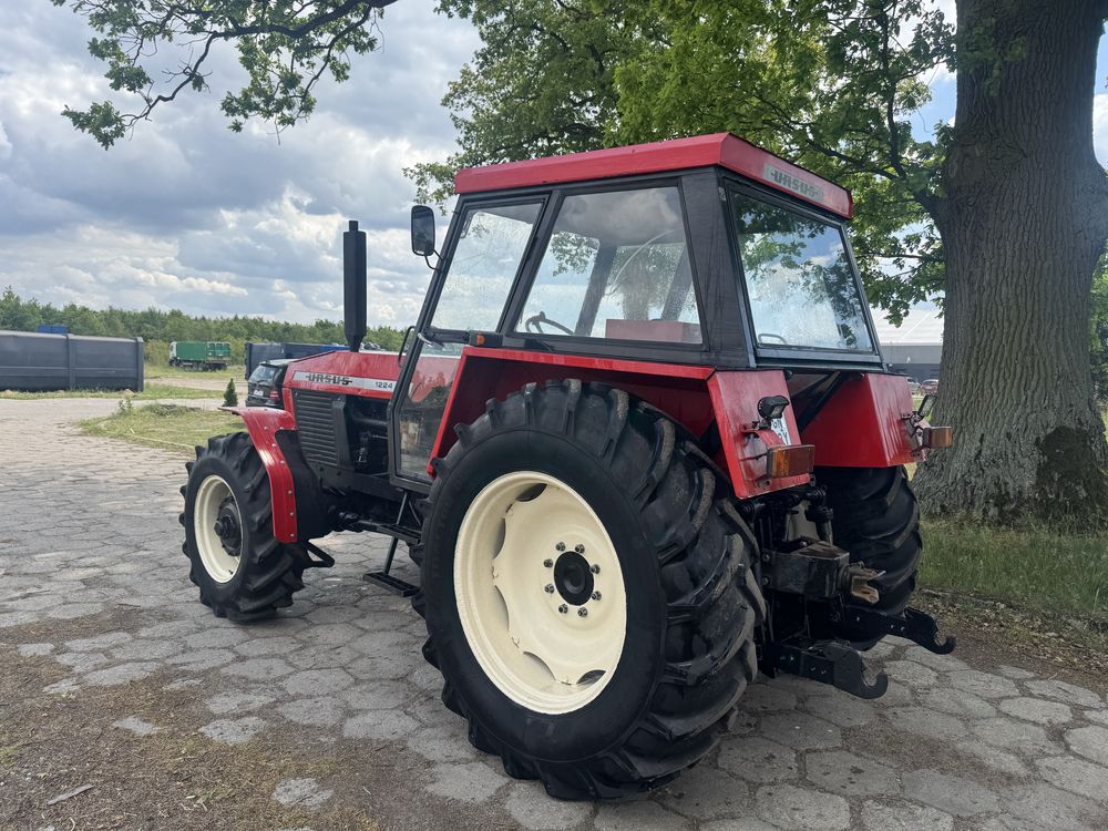 Ciagnik rolniczy Ursus 1224 moc 120 KM Stan b.dobry