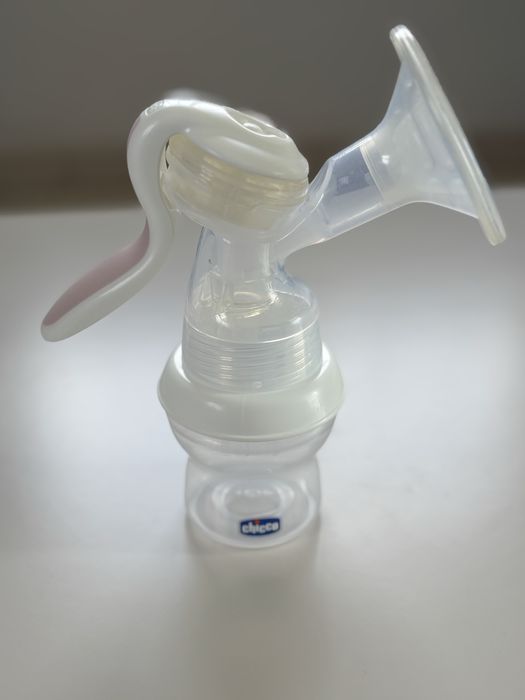 Bomba manual tira leite da Chicco