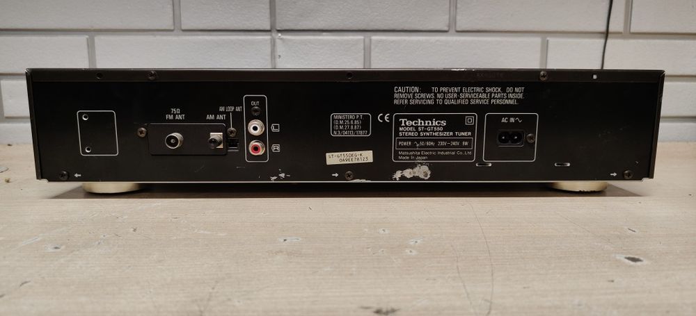 Tuner radiowy TECHNICS ST-GT550 ClassAA