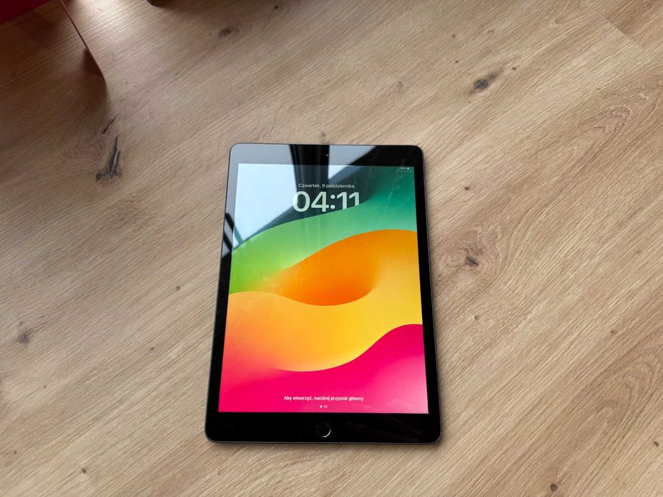 Tablet Apple iPad 8 gen. 32 GB WIFI bat: 94% + Gwarancja 6 msc