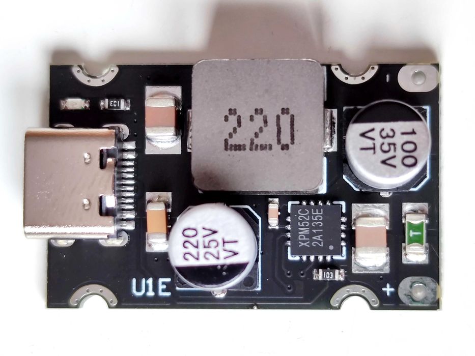 Ładowarka moduł szybkiego ładowania step-down PD 65W 8V-30V