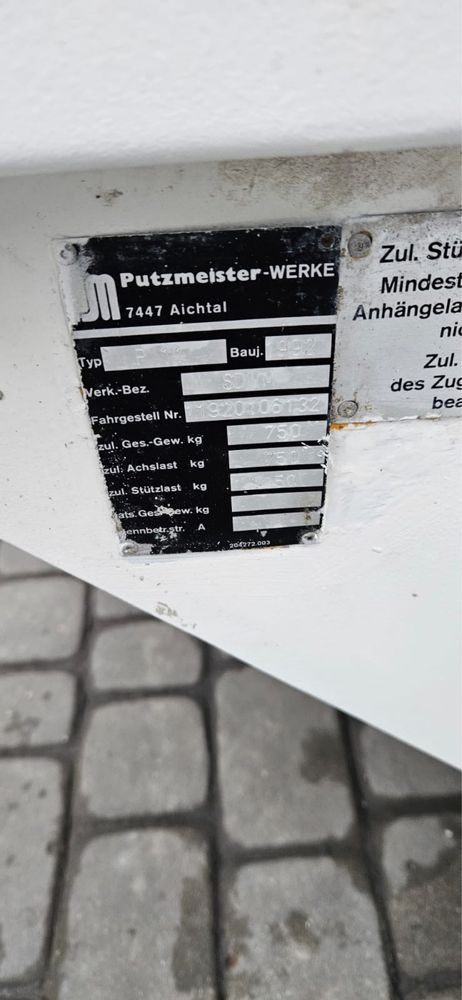 Piutzmeister -werke P11 pompa do betonu na kolach