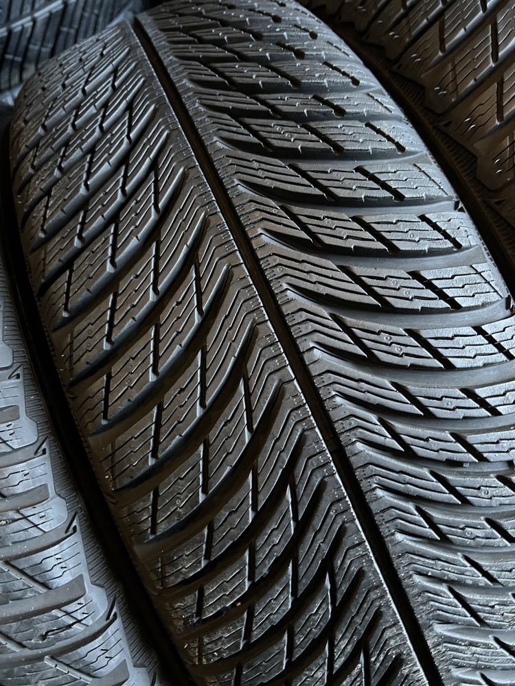 235/65/17 R17 Michelin Pilot Alpin 5 4шт зима