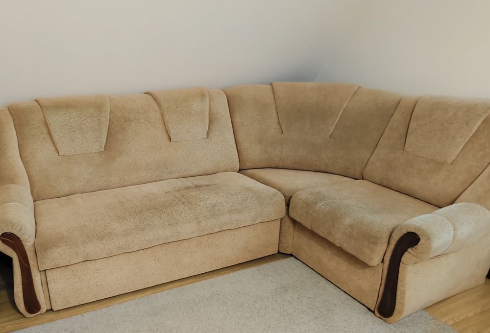 Терміново продам кутовий диван та крісло