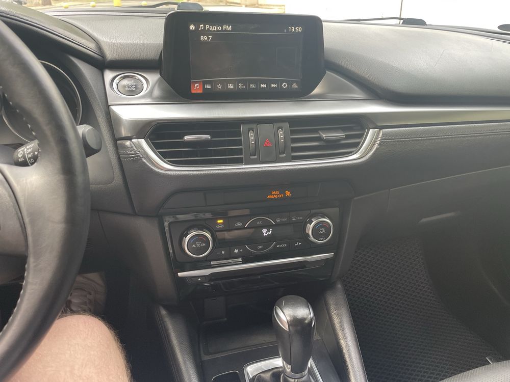 Mazda 6 2015 року