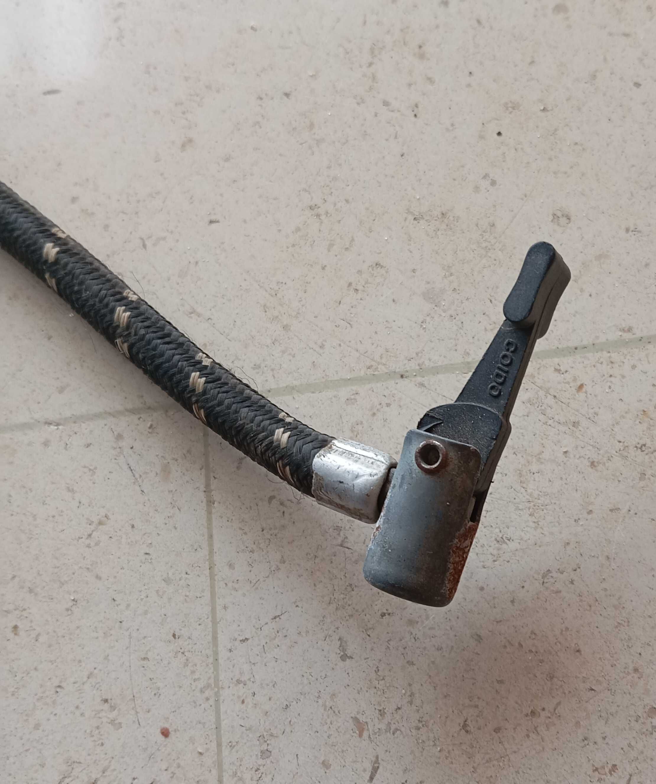 Bomba de ar / de pé - usada