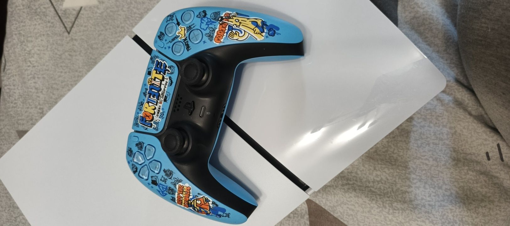 Продаю Sone Play Station 5
