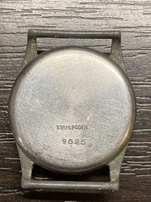 Часы наручные NISUS