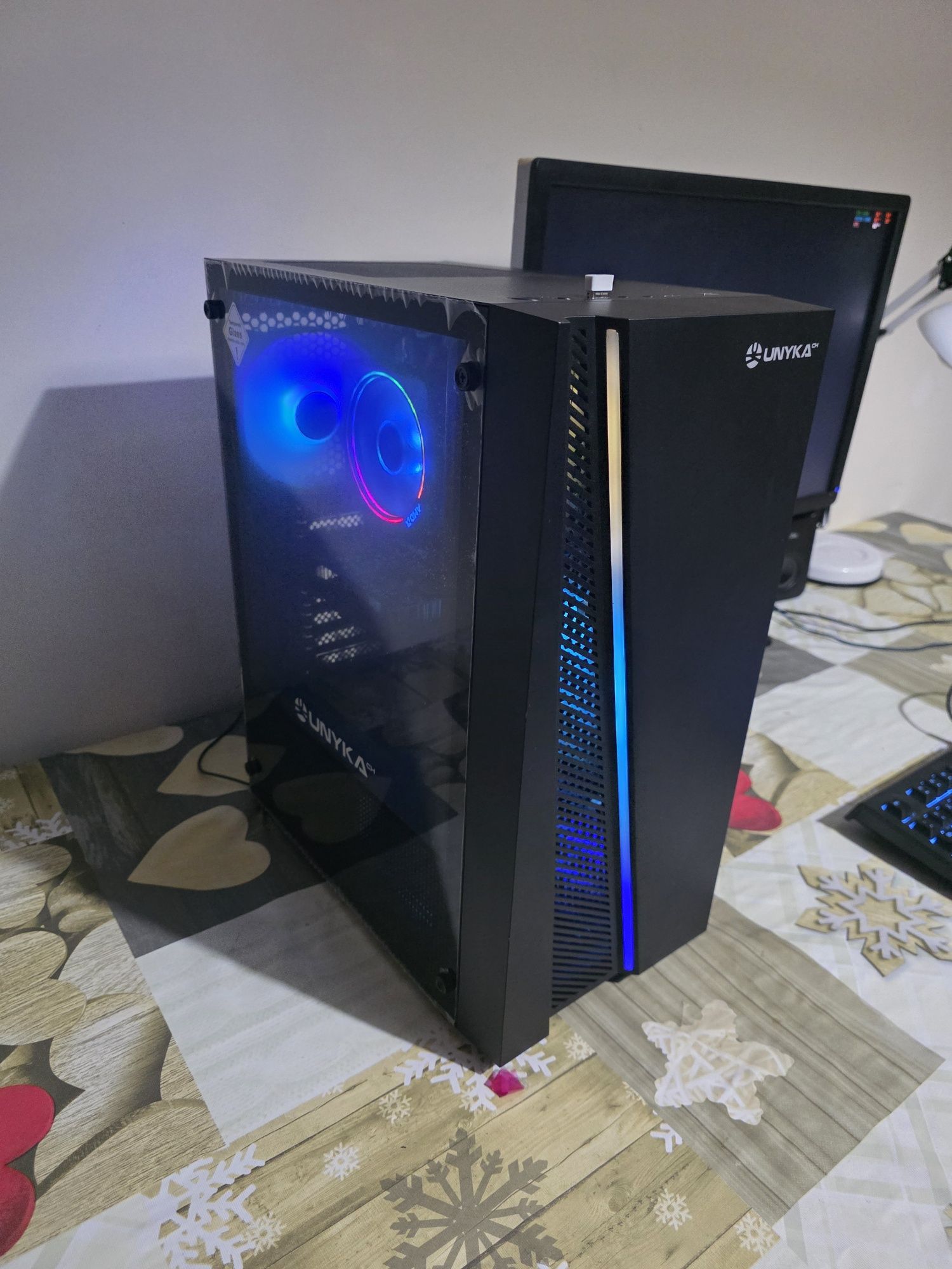 Torre Gaming com um desempenho excelente Fatura e Garantia 

Vendo PC
