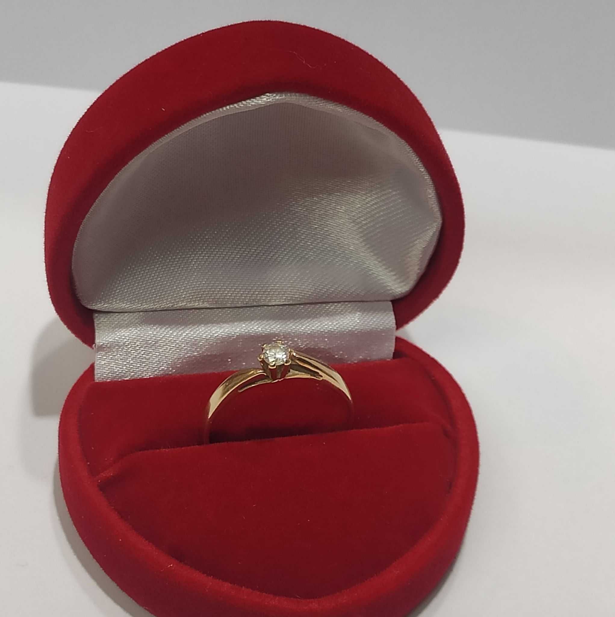 pierścionek złoty z cyrkonią 14K ,rozmiar 12, lombard madej sc