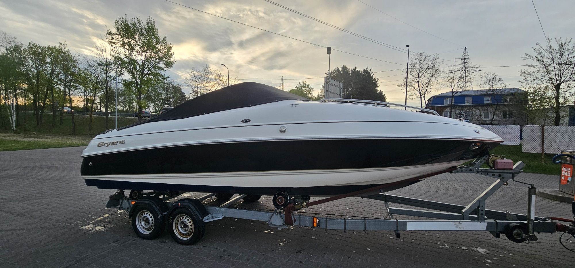 BRYANT 214  jacht , łódź motorowa , nie sea ray , bayliner , cobalt