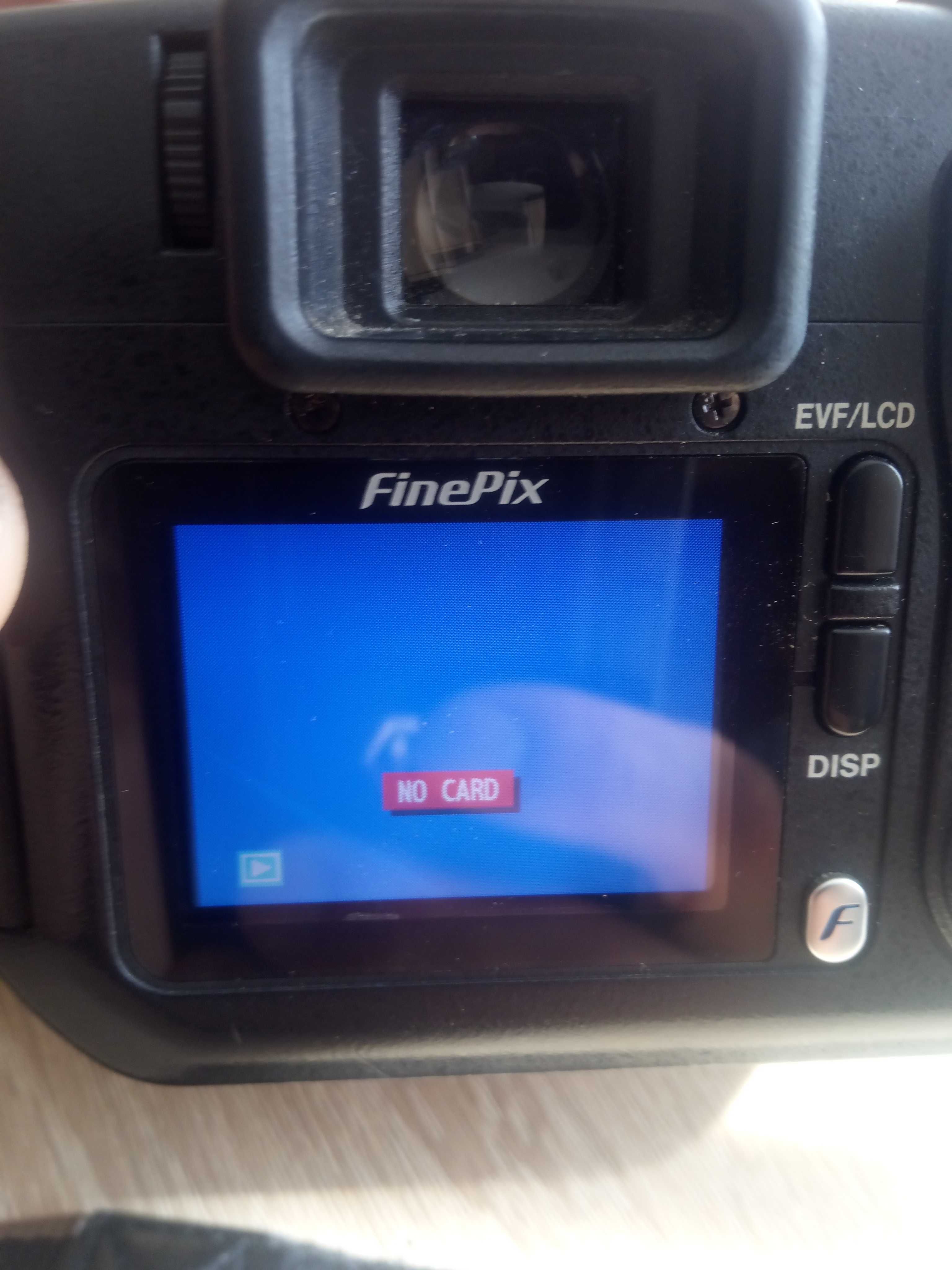 Aparat fotograficzny Fujifilm s 7000
