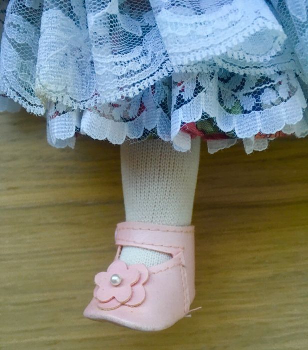 Boneca de porcelana de coleção