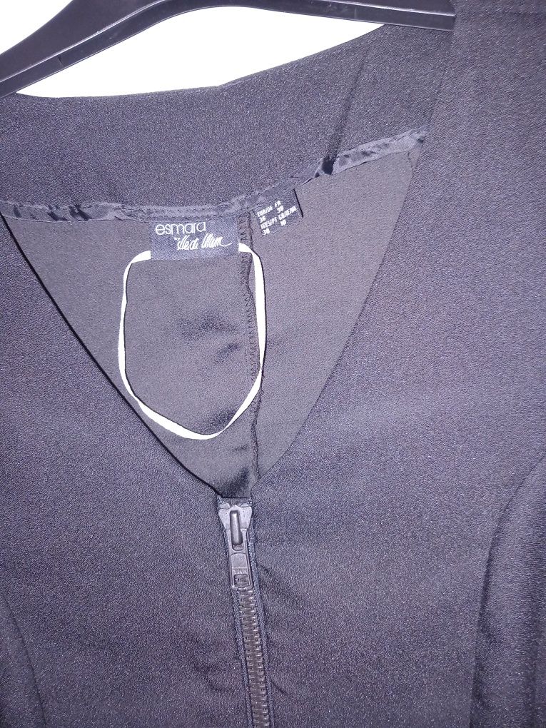 Elegancki czarny kombinezon esmara