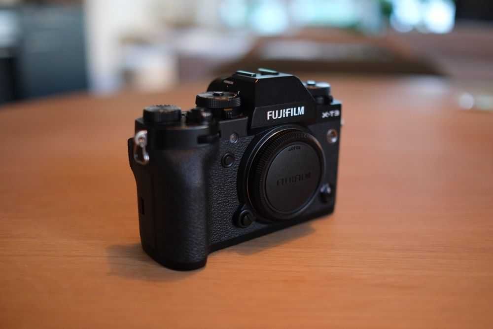 Câmera Fujifilm X‑T3 em ótimo estado