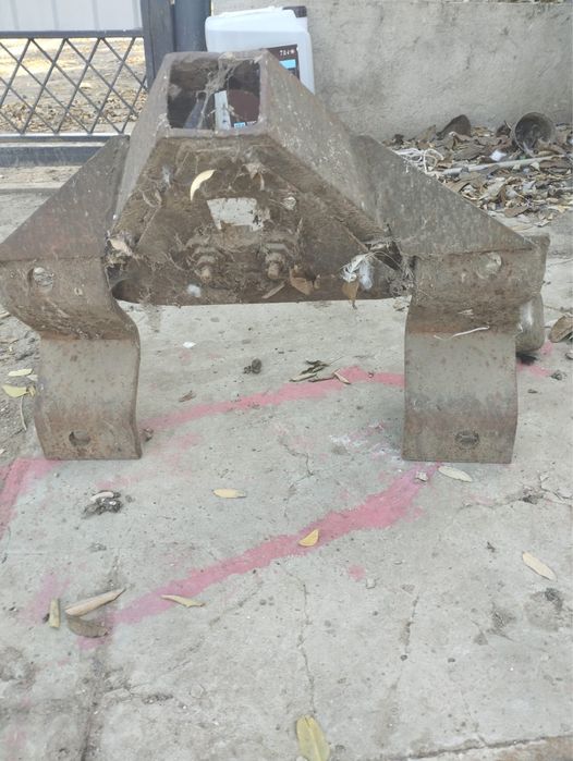 Трикутник рамка автосцепка МТЗ ЮМЗ Т40 Рамка під трикутник МТЗ ЮМЗ Т40