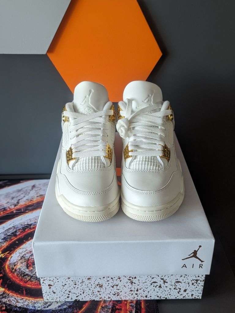 Nike Air Jordan 4 Metalic Gold 36,5