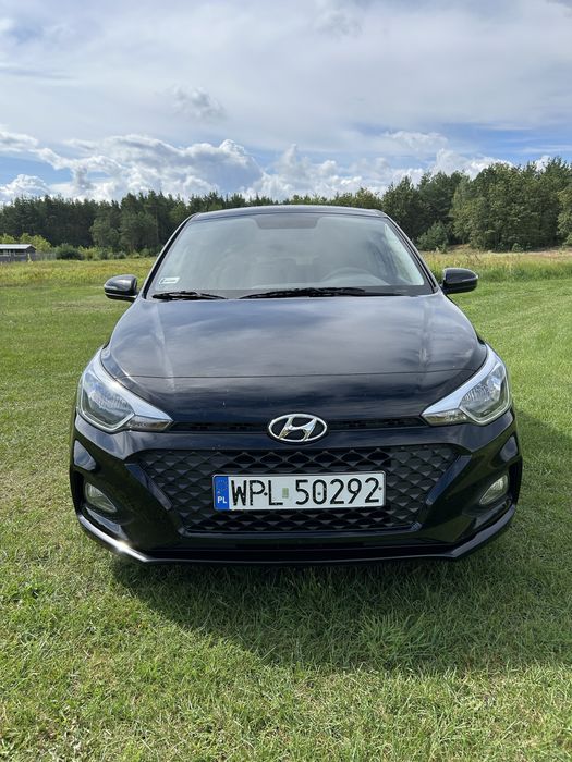 Sprzedam Hyundai i20 czarny używany
