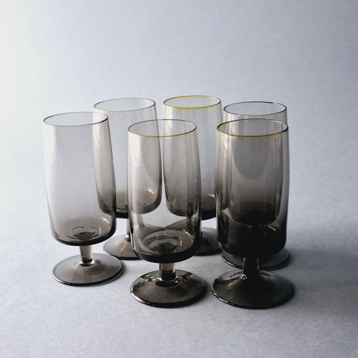 piękne dmuchane dymione kieliszki do wódki likieru lata 50/60-te