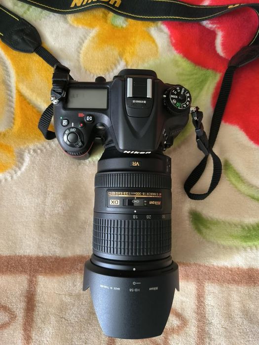 Объектив Nikon AF-S 18-300mm f/3.5-5.6G ED VR