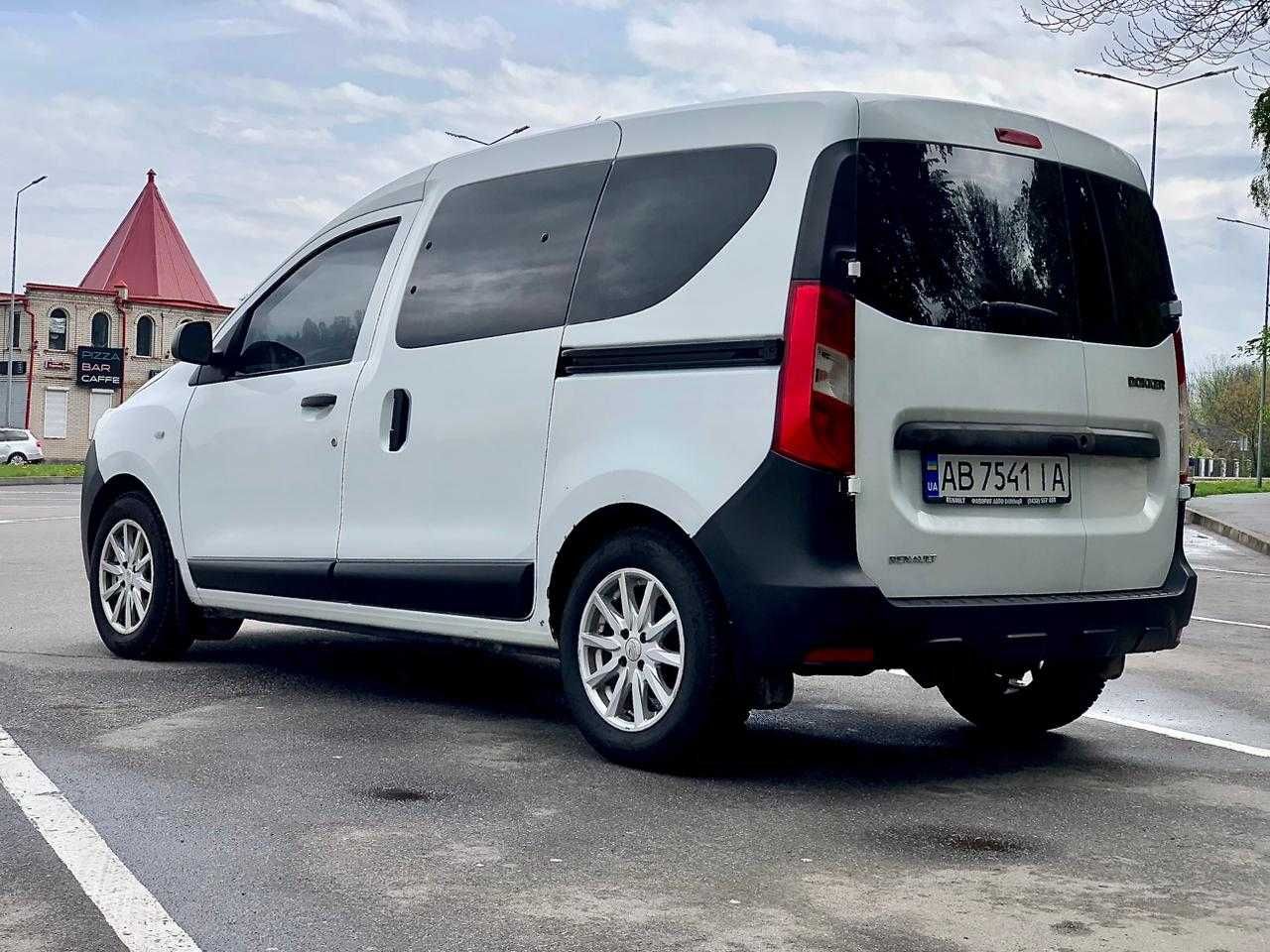 Продам RENAULT DOKKER 2016 року