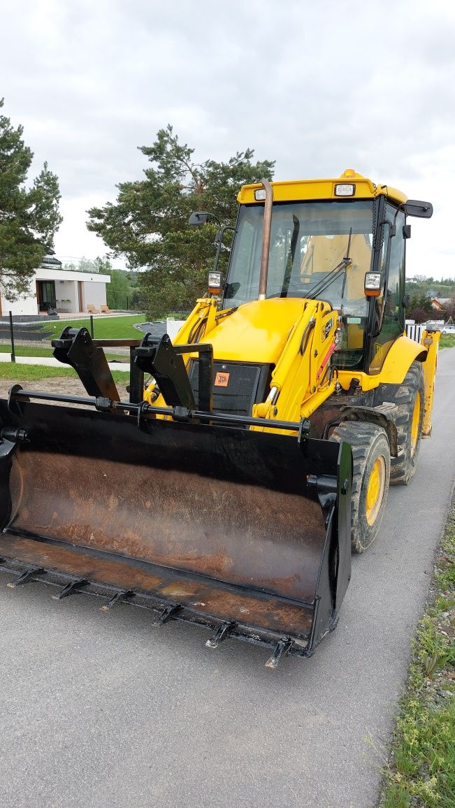 Wynajem koparko-ładowarki JCB 3CX 4CX  wypożyczenie koparki kraków boc