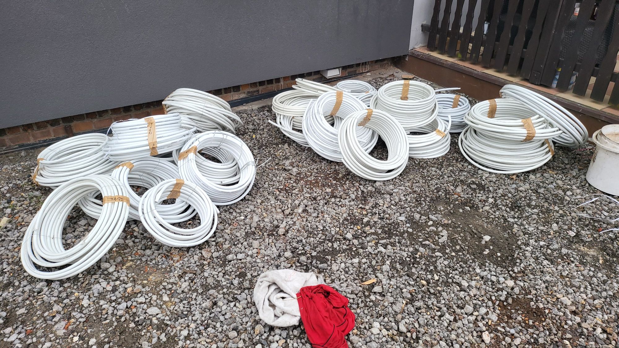 Rura pex alupex fi16 cena za mb