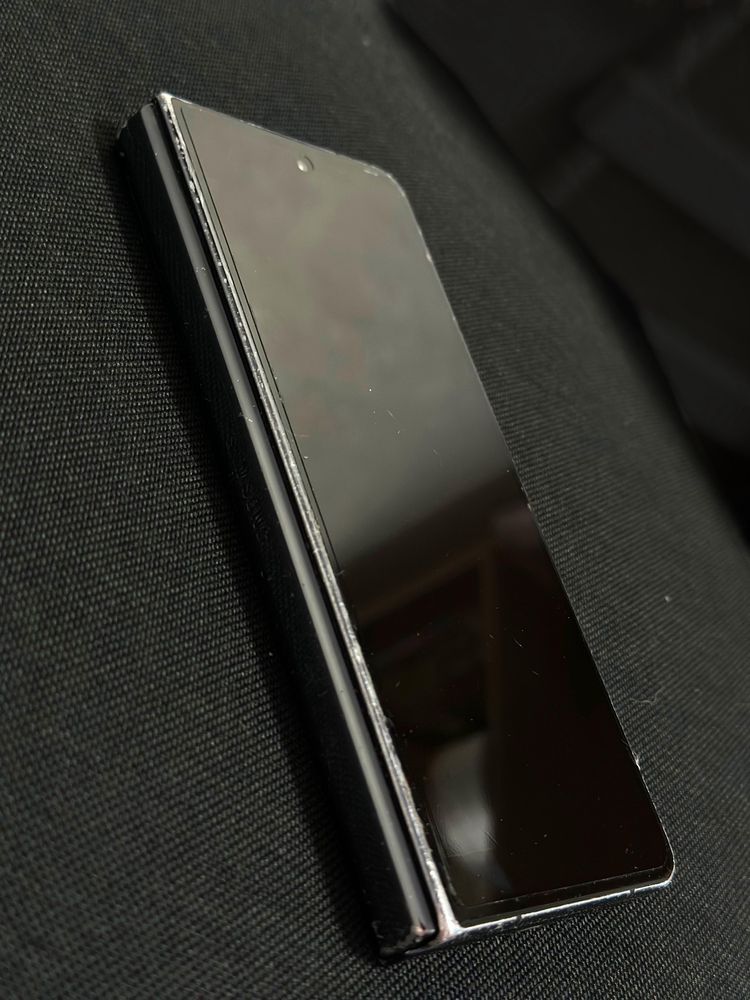 Samsung Galaxy Z Fold 4