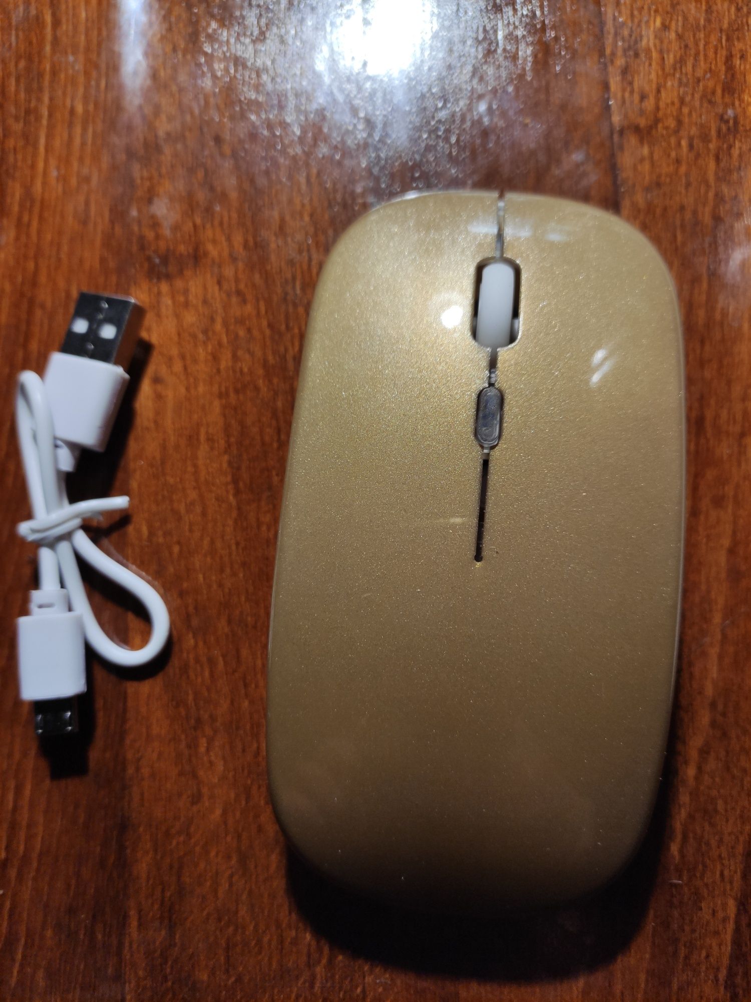 Мишка комп'ютерна з акумулятором