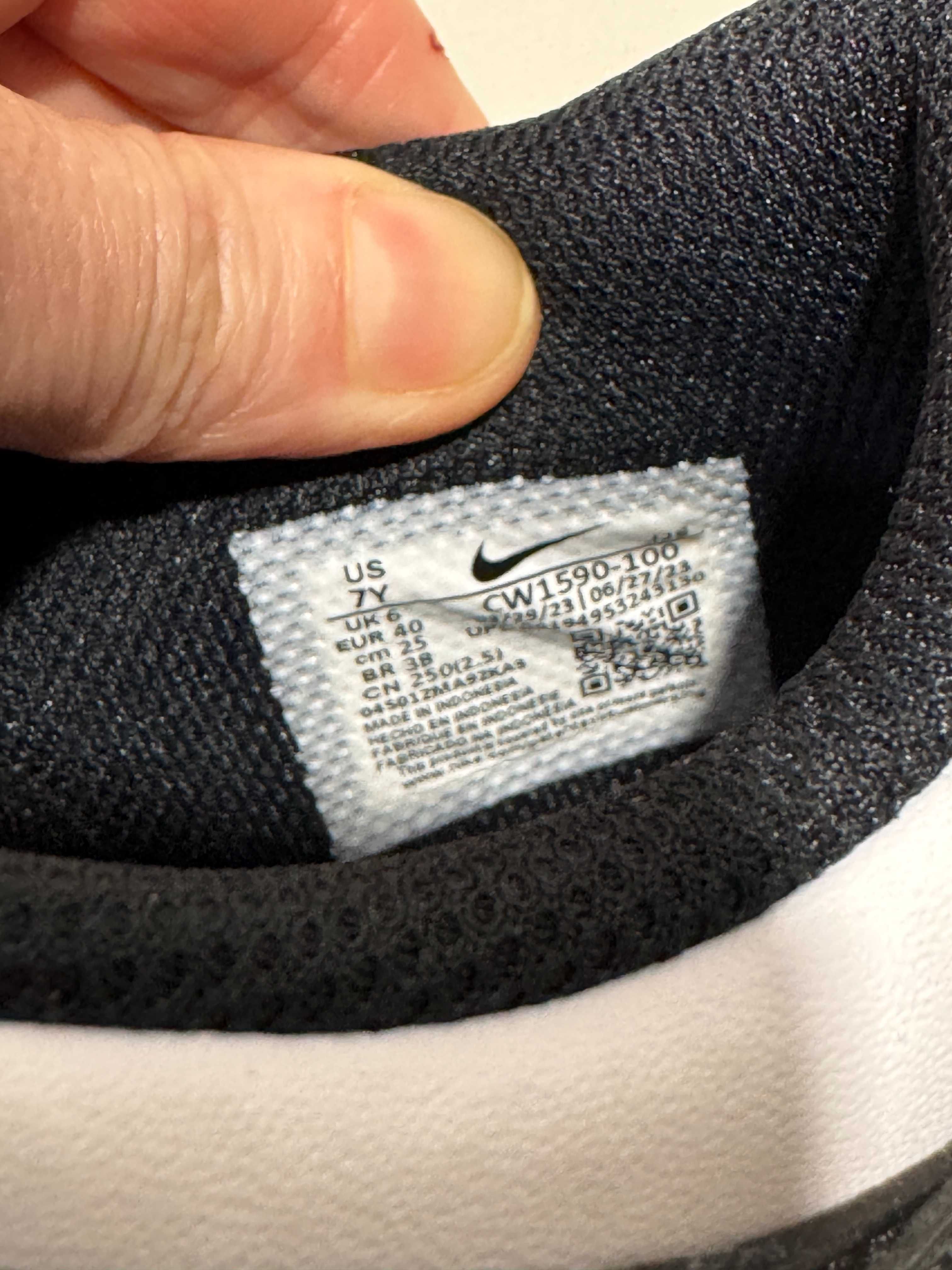 Кросівки Nike Dunk Low Retro  CW1590-100, 38.5, 40р
