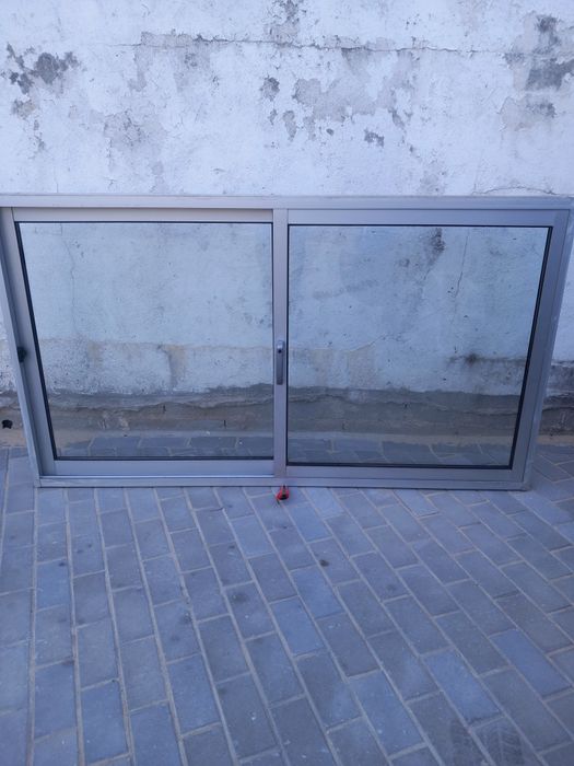 Janelas usadas em bom estado.  Já  só tenho uma, a mais pequena