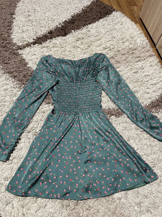 Платье шелковое