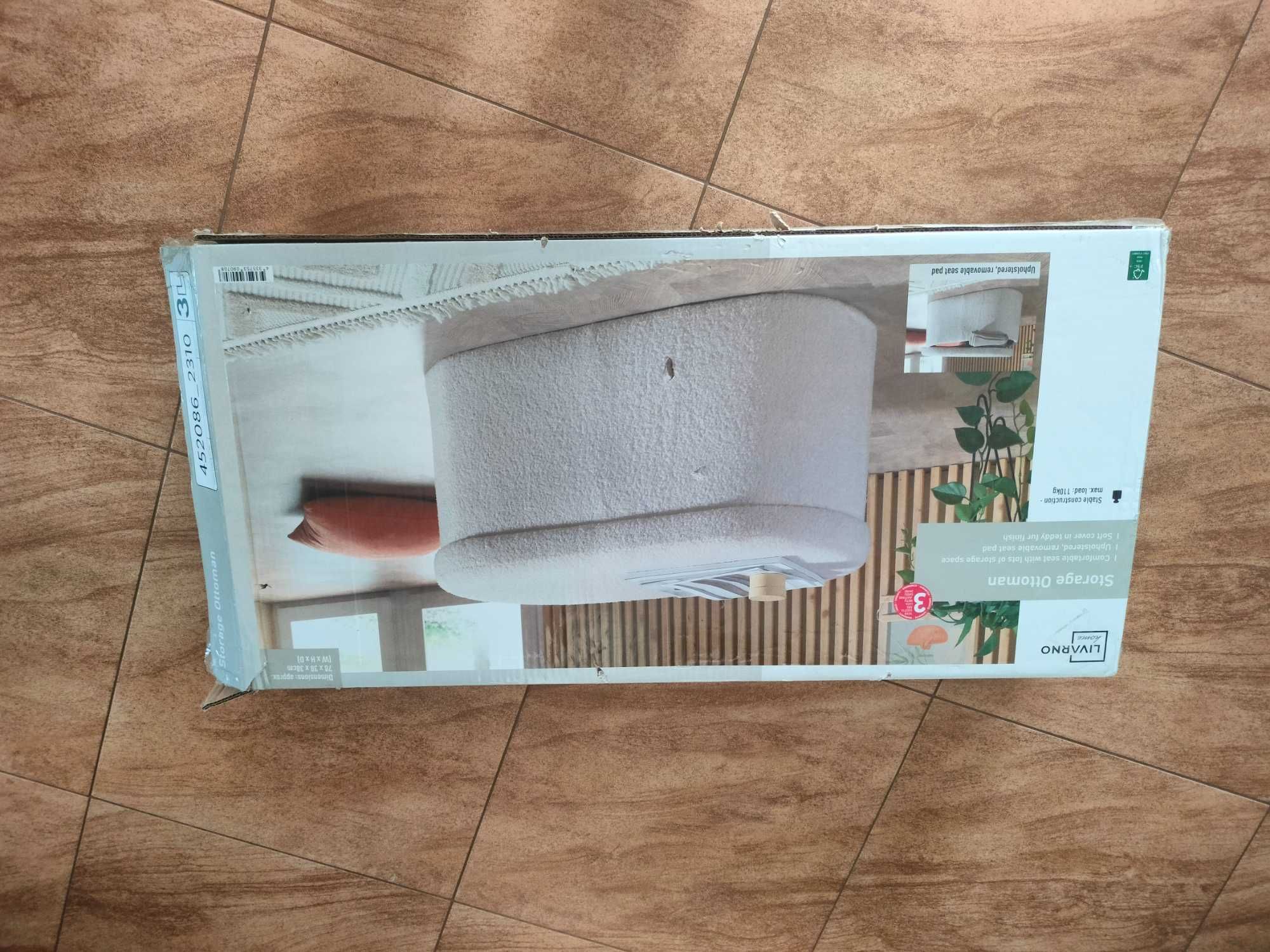 Pufa że schowkiem. Livarno