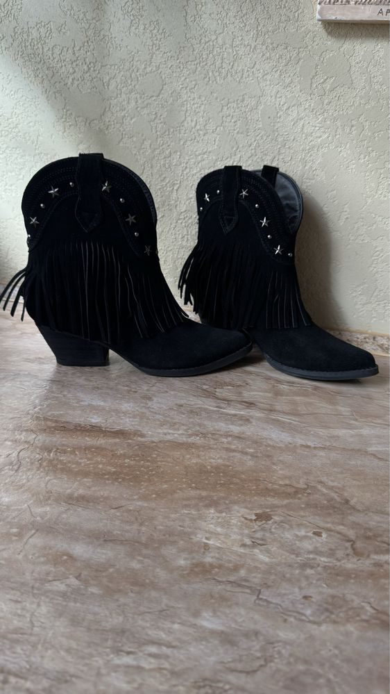 Казаки, чорні замшеві черевики ботінки 37 розмір