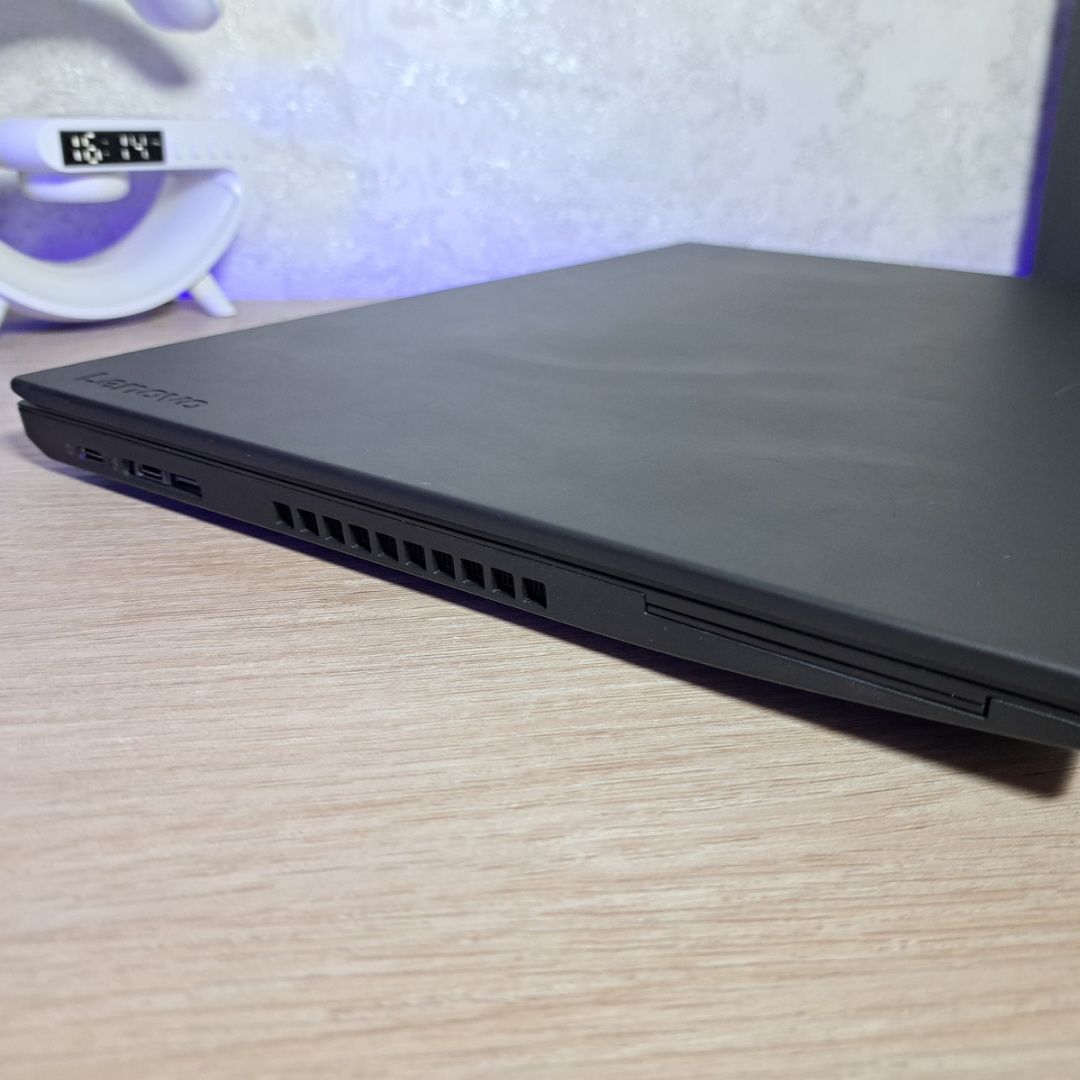 Ноутбук Lenovo P52s/i7-8550U/32 Gb/512 Gb/Nvidia Quadro P500 до 4 Gb