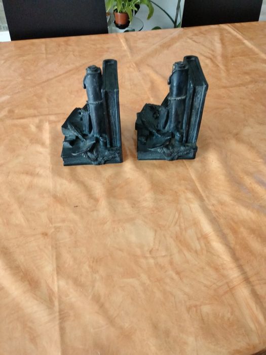 Vendo suporte de livros