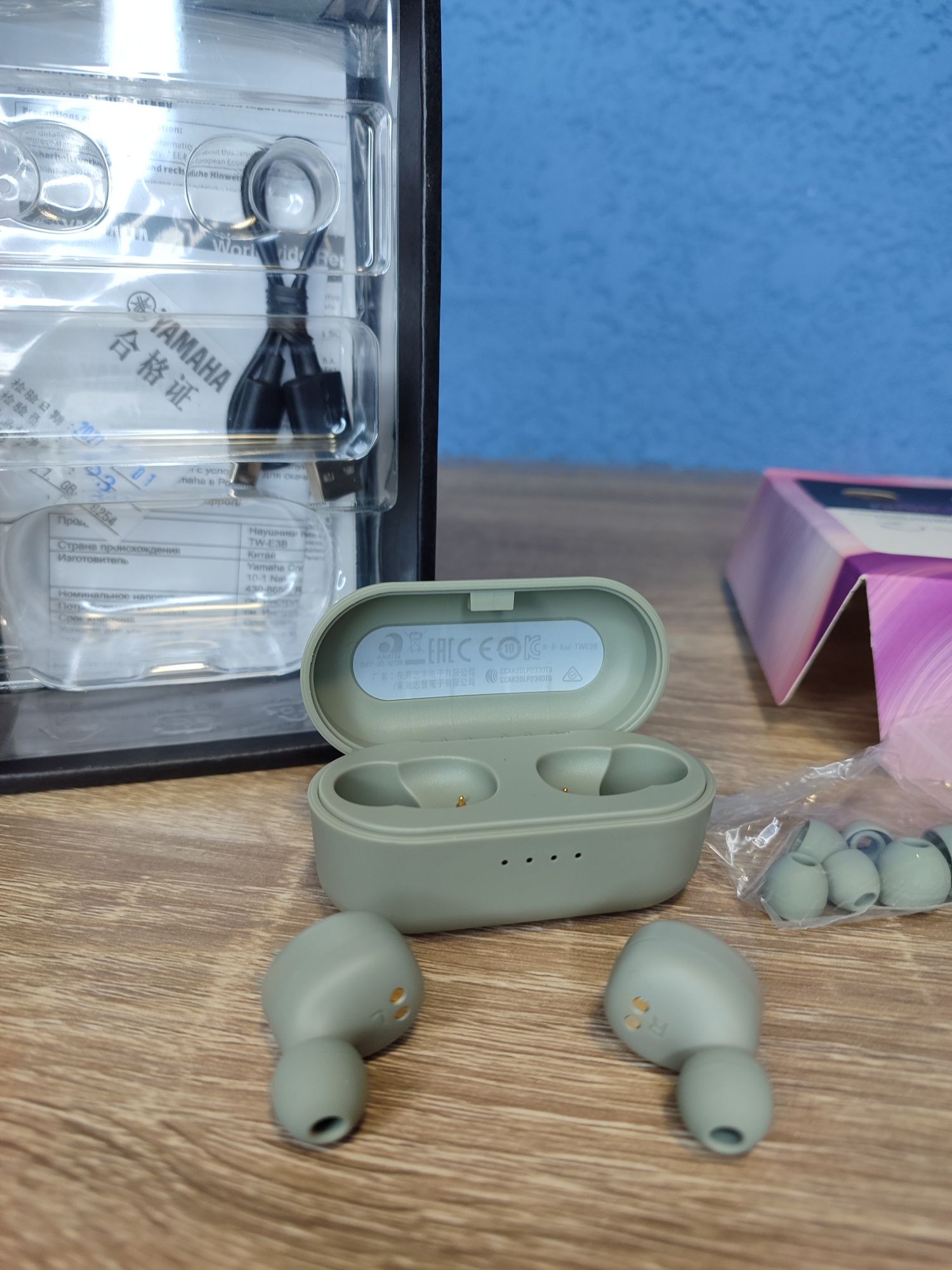 Навушники TWS Yamaha TW-E3B