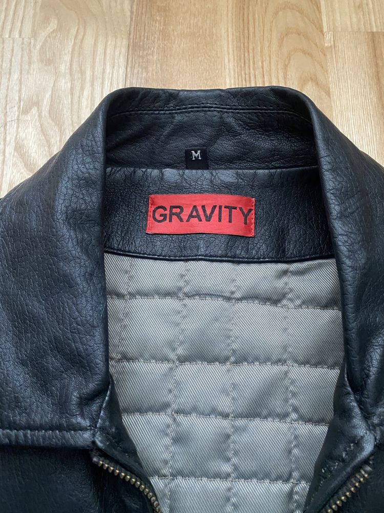Кожаная куртка Gravity