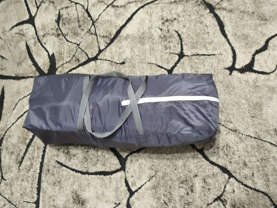 Łóżeczko turystyczne Carello 2w1 z funkcją kołyski