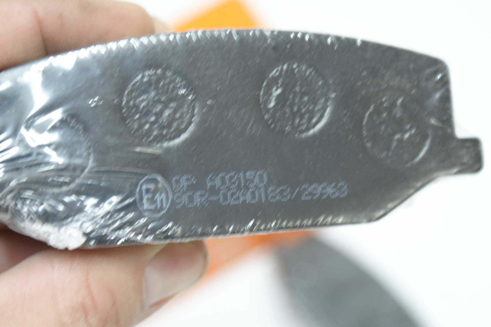 Klocki hamulcowe przód OE IAP Suzuki Jimny Samurai SJ410 SJ413