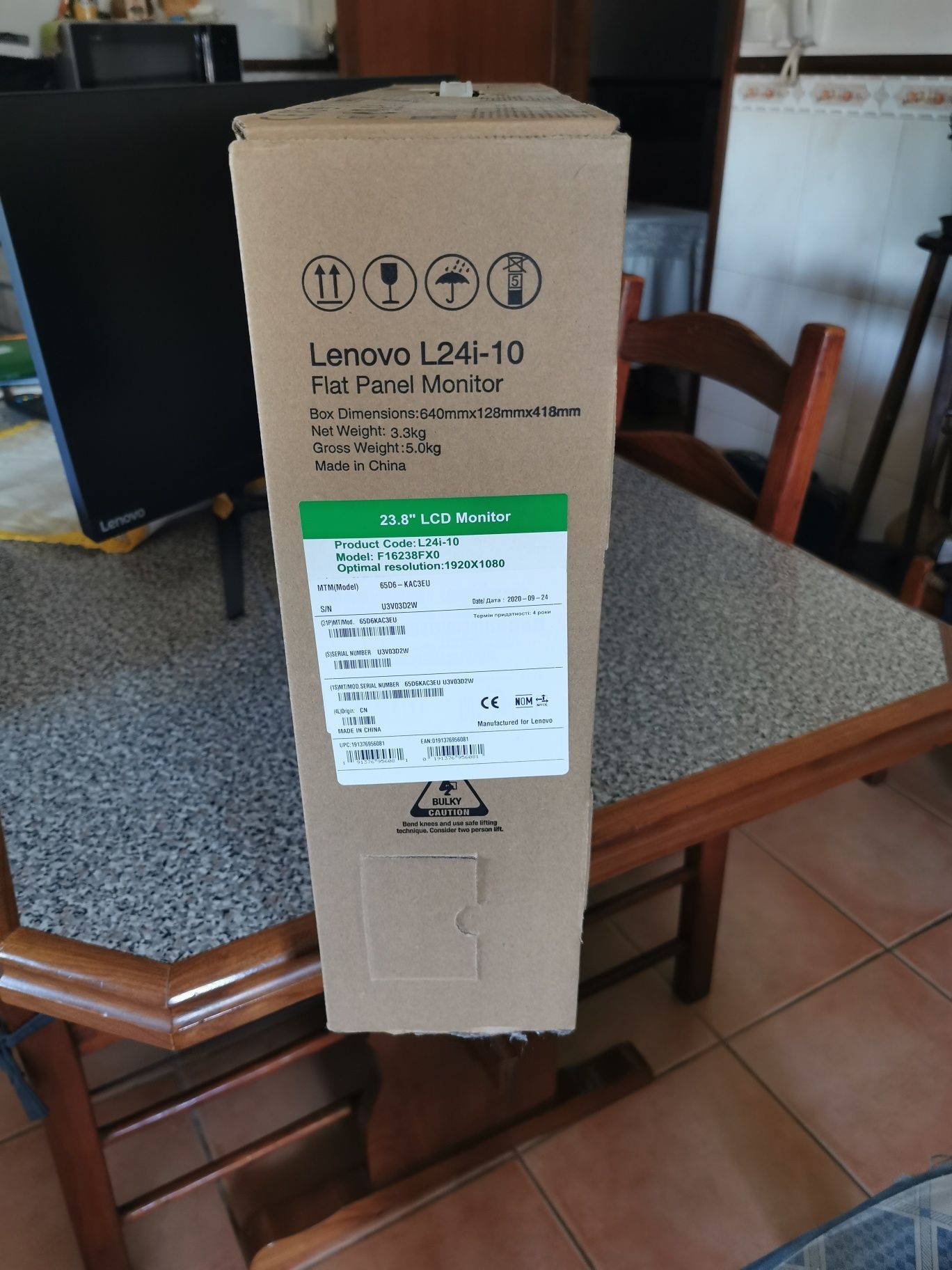 Monitor em muito bom estado