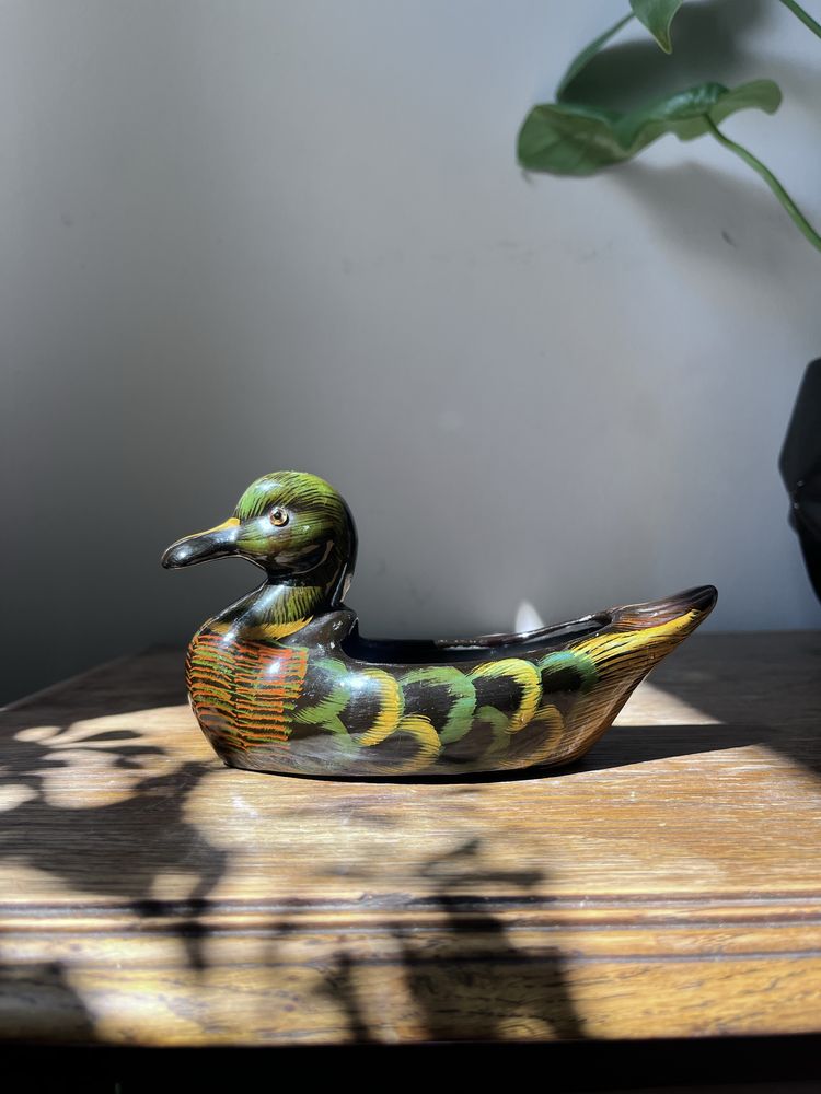 Pojemnik porcelanowa figurka kaczki