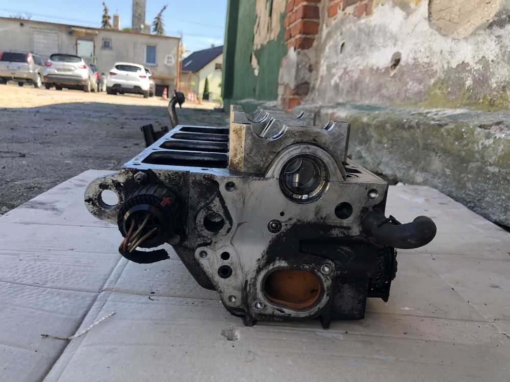 Головка 1.9 tdi насос форсунка 038 130 373 R Awx bxe bkc Bls bjb bpw