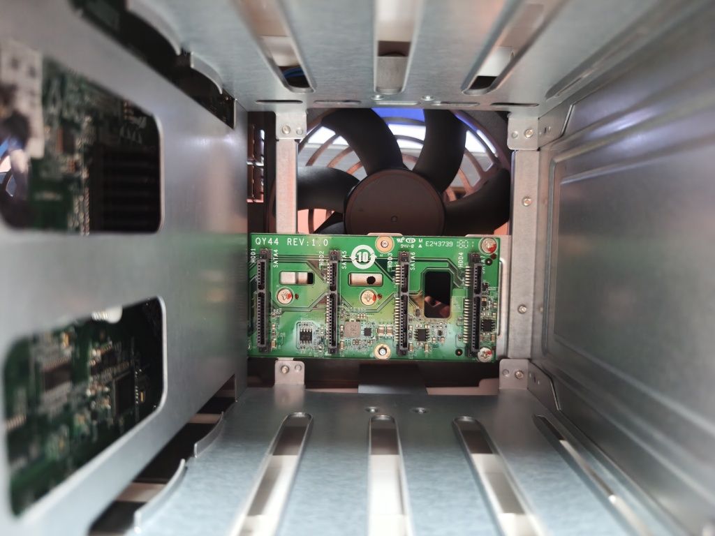 QNAP TS431P NAS Server