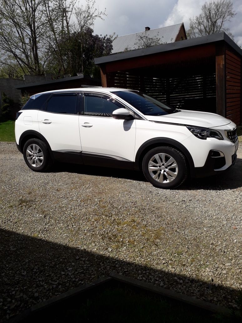 Peugeot 3008.Rok 2018  1.5 Blue HDI 130 KM. Przebieg 184 000 .