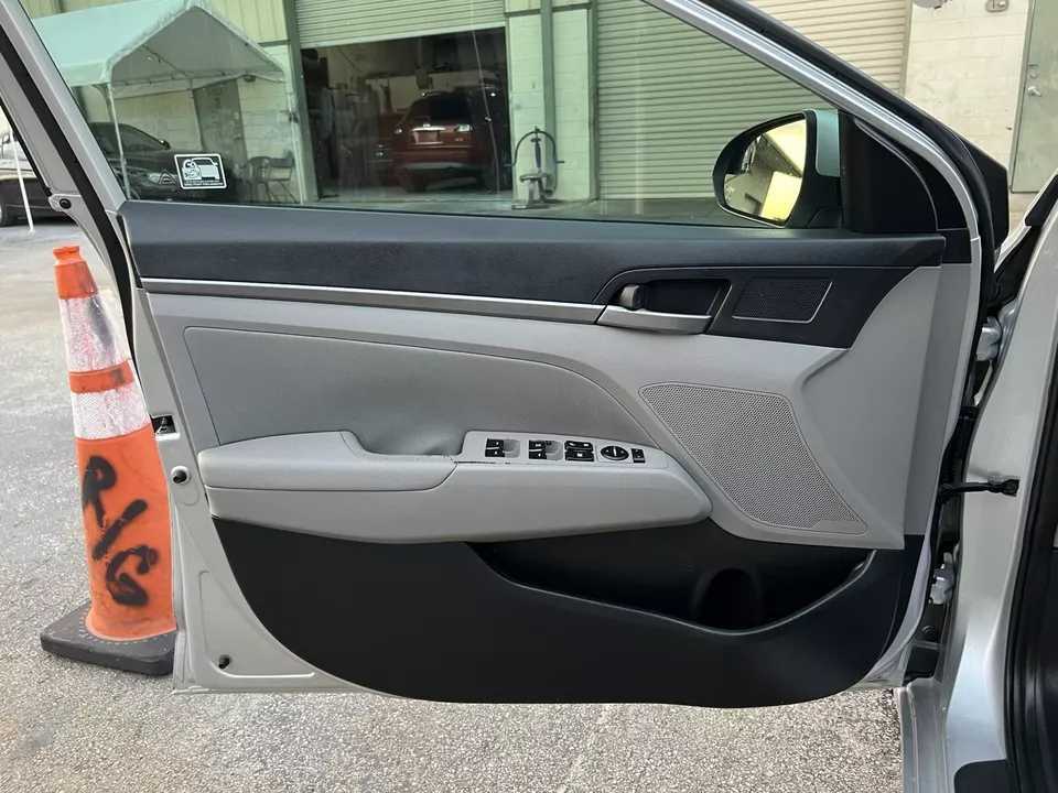 2017 Hyundai Elantra SEL