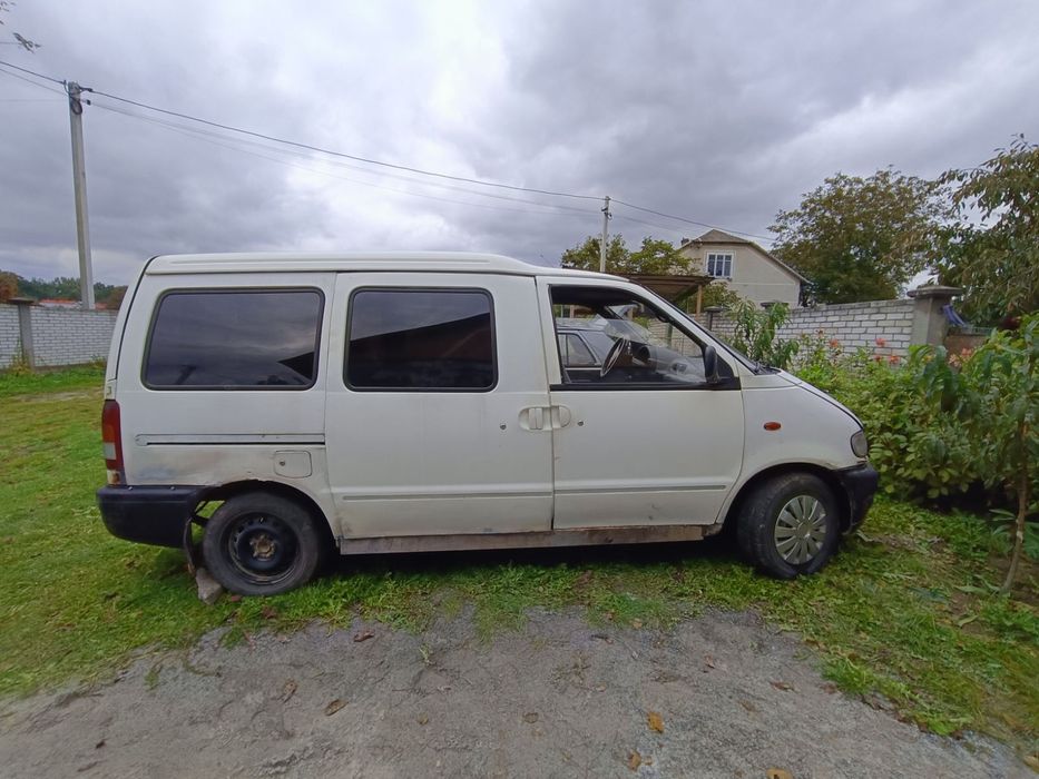 На запчастини - Nissan Vanette/ 1997/ 2.3D