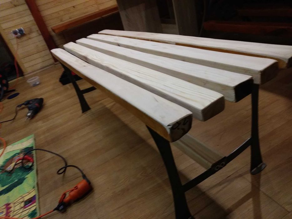 ławka ogrodowa bez oparcia