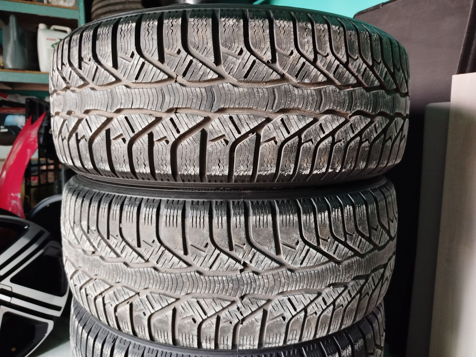 Резина r16 205 55 kleber новая! Зима 4шт
