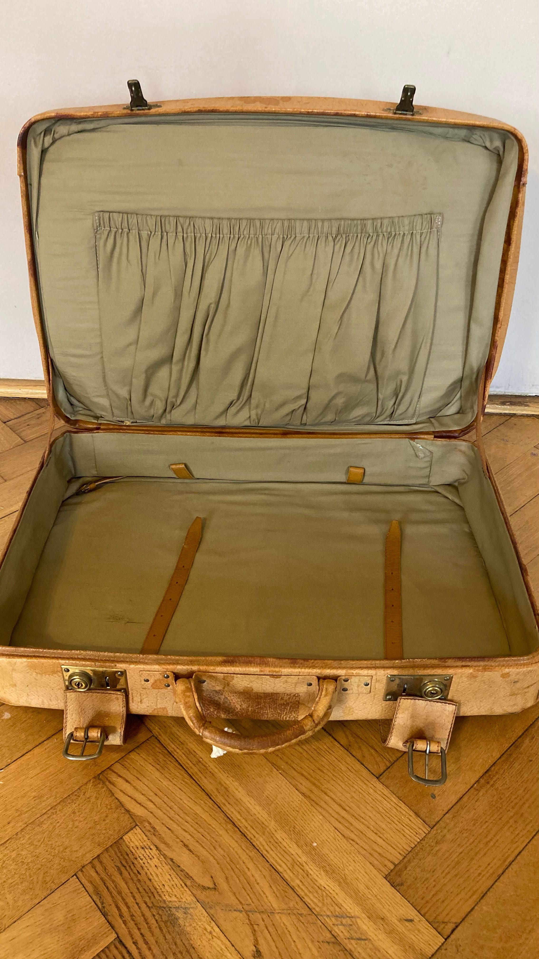 Stara skórzana walizka retro PRL